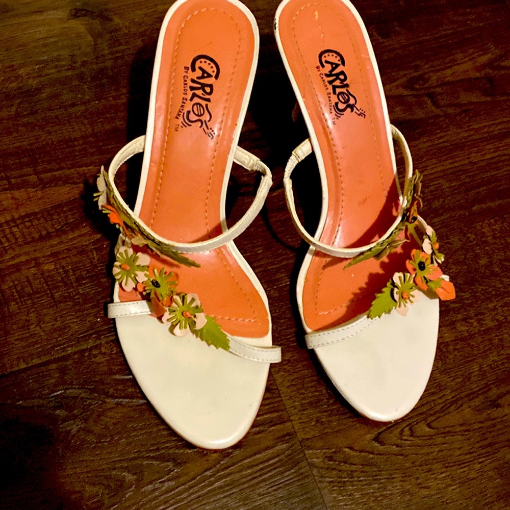Carlos Santana kitten heel. Size 7